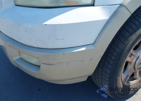 2006 Ford Expedition Eddie Bauer/King Ranch z USA, uszkodzony, nr VIN 1FMFU17586LA04600